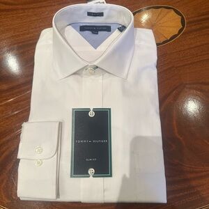Tommy hilfiger white button down shirt nwt